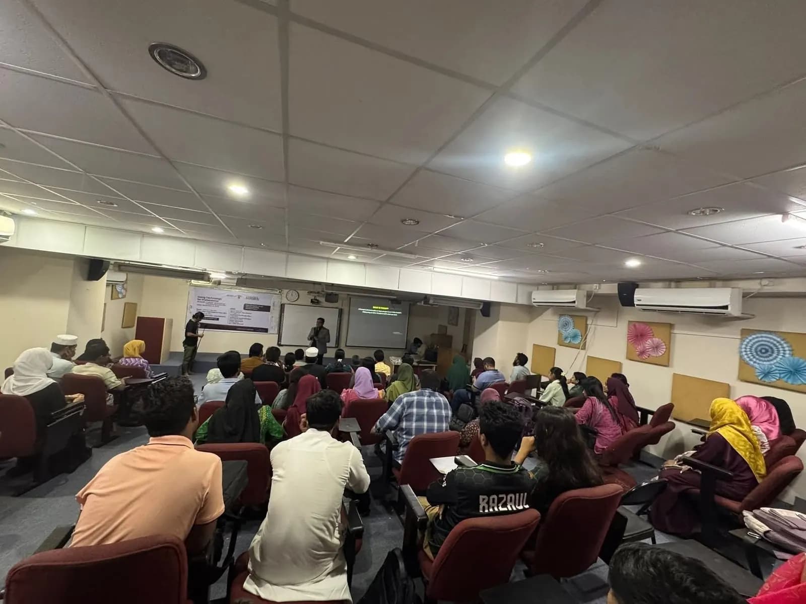 Using technology for professional growth career workshop at JnU